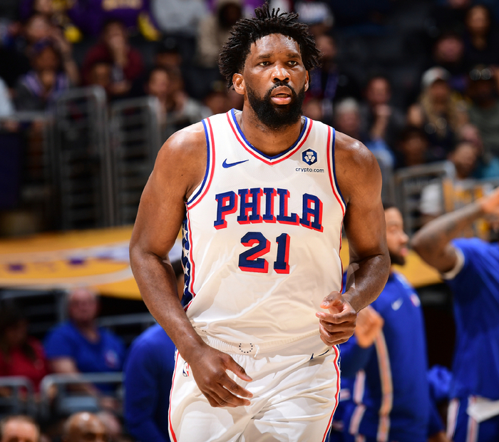 开云体育app下载-轰35+7+7重返巅峰！大帝近9战7取30+ 盼费城补强未能如愿真心惨|恩比德|詹姆斯|体育赛事讨论|乔尔·恩比德|洛杉矶湖人队_新浪体育_新浪新闻