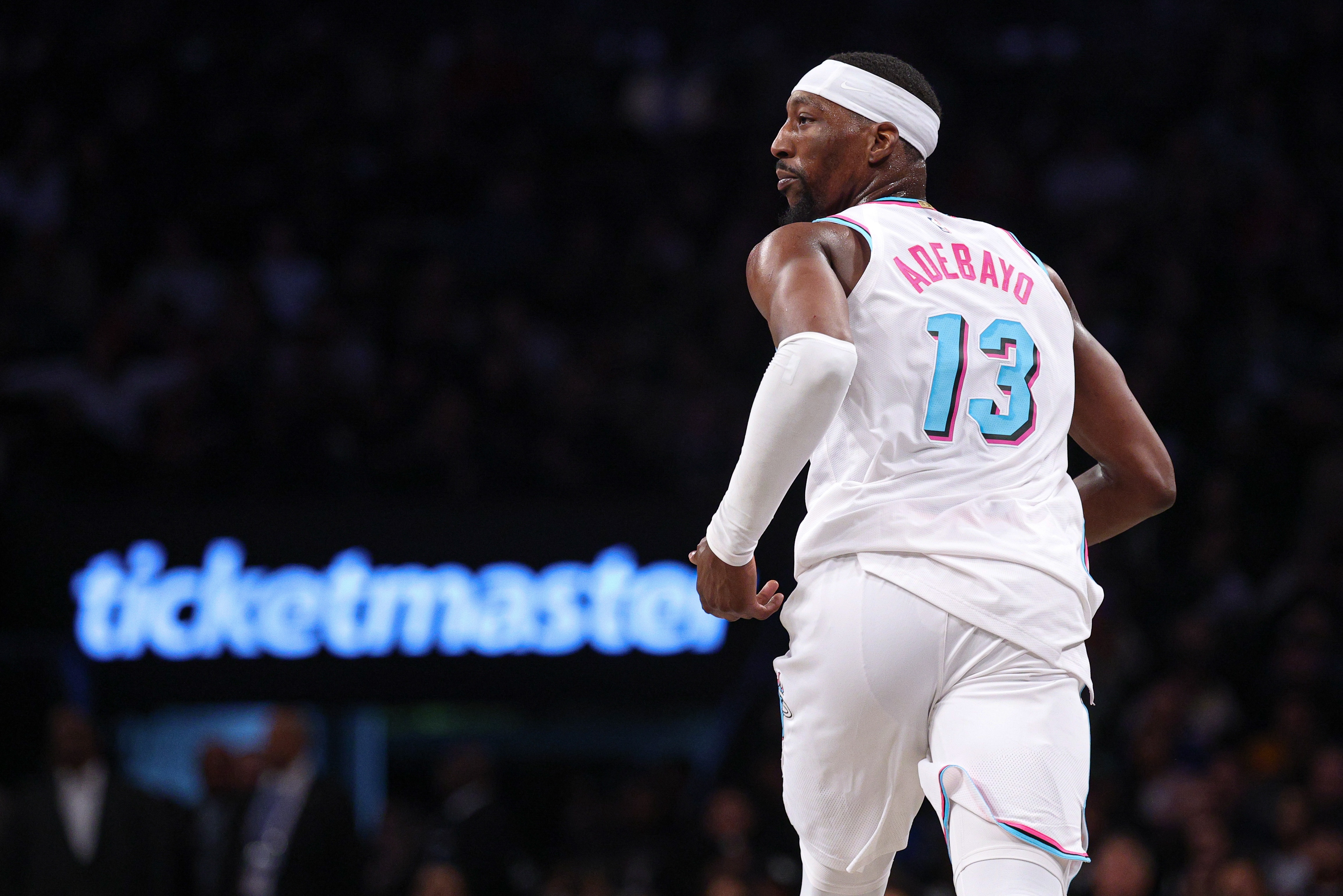 开云网址入口-帕森斯：得分手们意识到了得分纪录并非遥不可及 定会全力追逐它