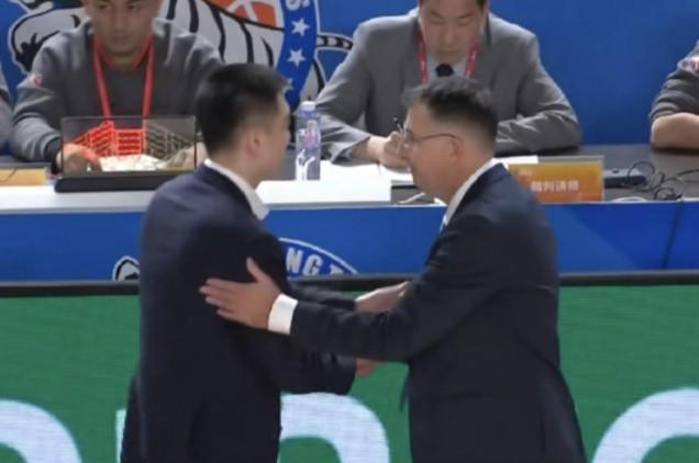 开云中国官网-表现糟糕！辽媒点评辽宁队末节仅收获4分：CBA历史罕见